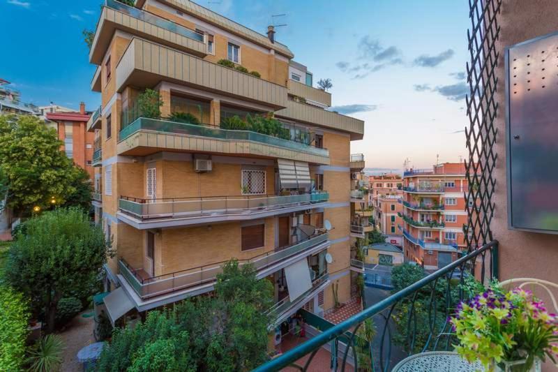 Valla18 Guesthouse Roma Esterno foto