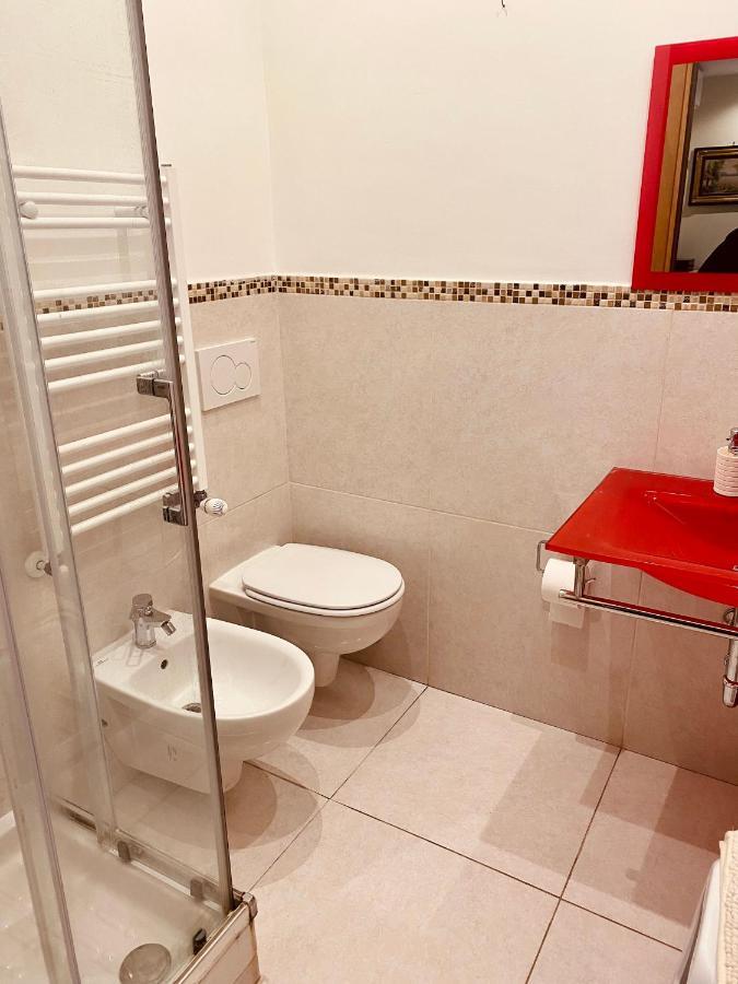 Valla18 Guesthouse Roma Esterno foto